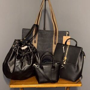 Women's Purse Bundle (4)